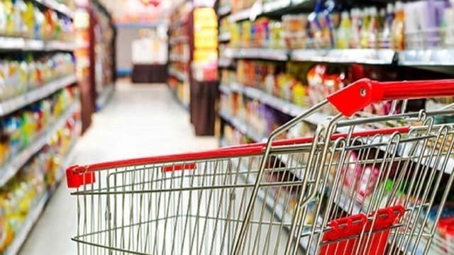 کاهش ۲۵ درصدی قیمت برنج و حبوبات در بازار