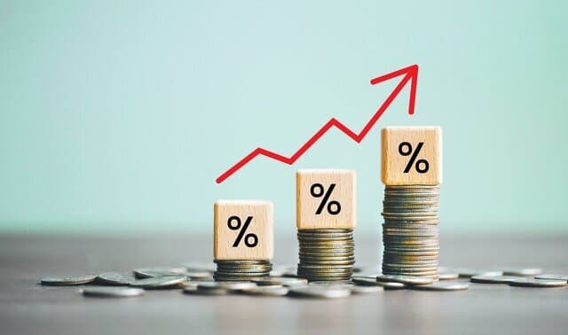 تخصیص ارز به بخش های مولد اقتصادی باید در اولویت قرار گیرد